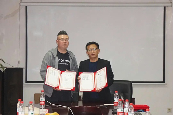 江苏省常州市朱先生达成战略合作