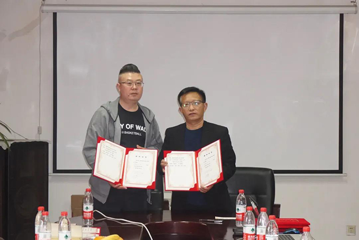 江苏省常州市朱先生达成战略合作